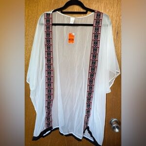 NWT West Loop Sheer Kimono with Patterned Trim